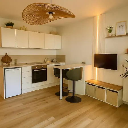 - Terrasse Et Parking - Piscine Apartment Antibes